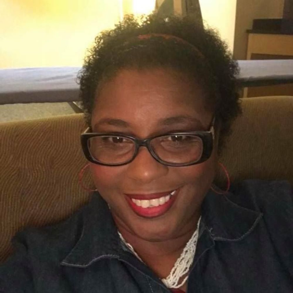 Meet your Posher, Melvinia